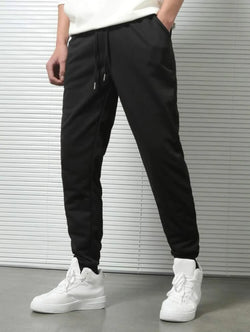 BLACK SWEATPANTS